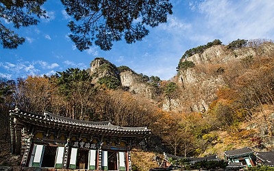 청량산 청량사의 늦가을