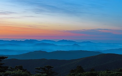 덕유산의 여명 !