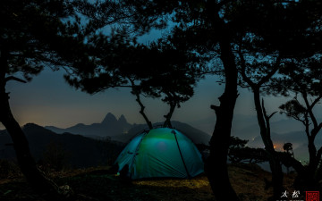 광대봉 명품소나무에서 마이산을 조망하며...