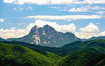 북한산 숨은벽을 바라보다