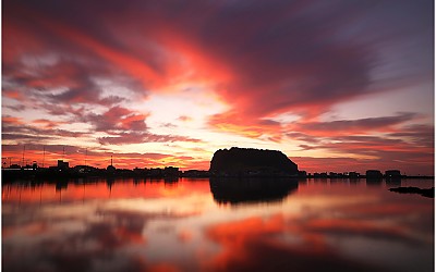 성산일출봉 여명