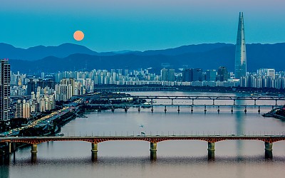 한강의 보름달