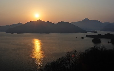 월악산을 바라보는 풍경[10]