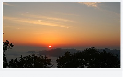 깃대봉 여명