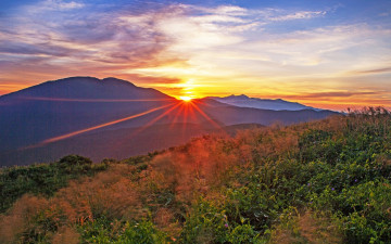 여명과 일출 전시한 사진 30