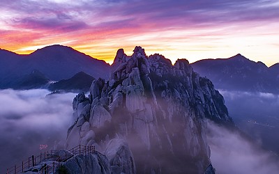 울산바위 서녘