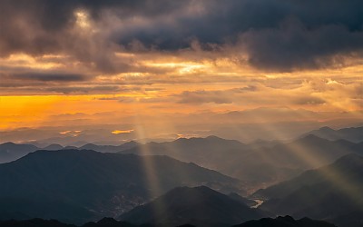 지리산 빛내림
