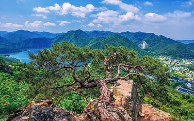 운암산  에서..