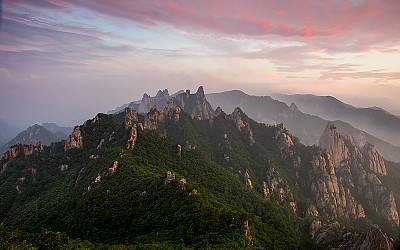 공룡능선의  아침