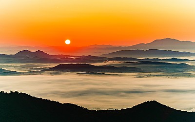 밀재 일출경