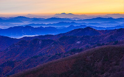 운장산에서 본 능선의 미