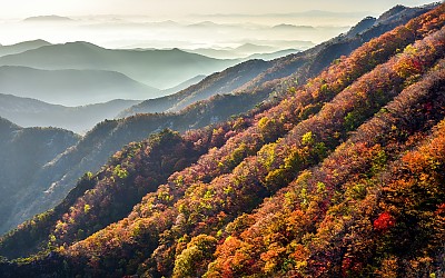오색빛 능선