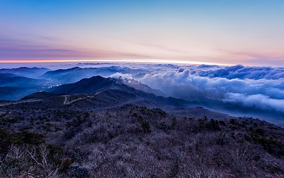 덕유산의 새벽풍경