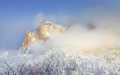 하늘이 열리기 시작합니다.