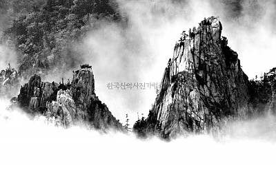 설악 공룡능선 운해