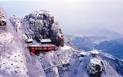 금오산