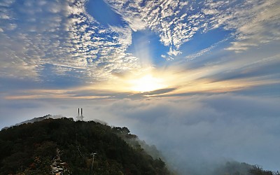 영인산