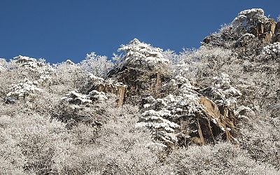 대둔산의 설경