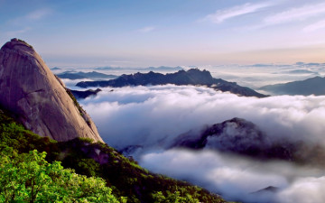 인수봉 실록 운해