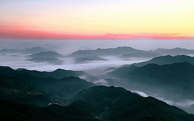적상산에서 바라본 아침풍경