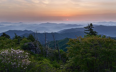 중봉의 여명