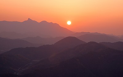 금수산