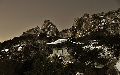 산사의 달밤