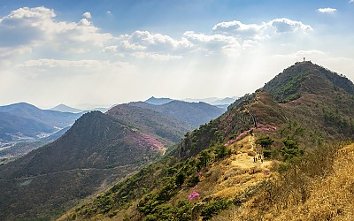 영취산