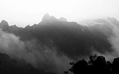 한발 늦은 산행