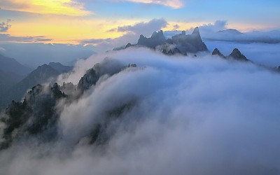 설악 공룡의 운해