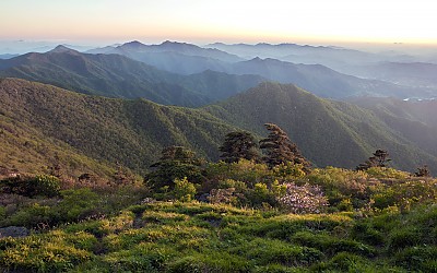 덕유산 일몰 빛과 일출 빛