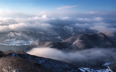 오봉산의 설경과 운해.