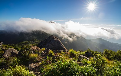 천왕봉을 보며