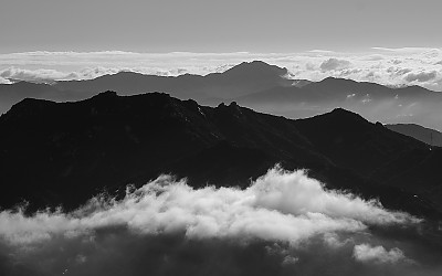 산과 운해
