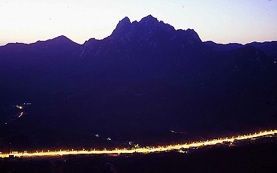 삼각산
