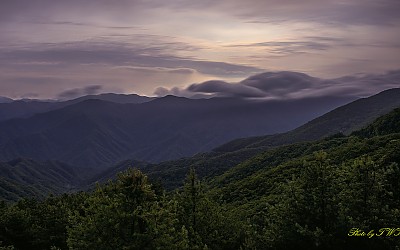 반야봉을 바라보며...