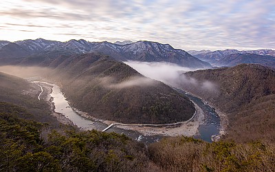 새벽 산정