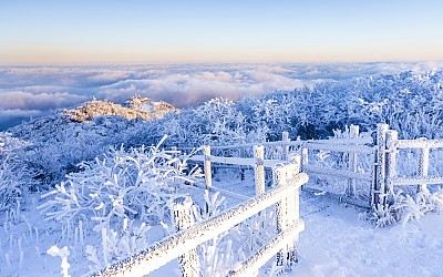 설천봉 상제루가 보이는~~