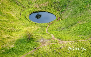 자연의  눈과  오솔길!