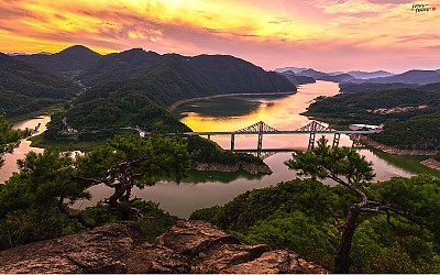 옥순봉에서...