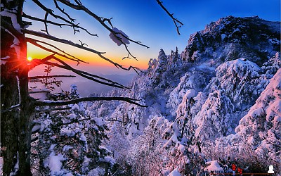 지리산 중봉의 아침
